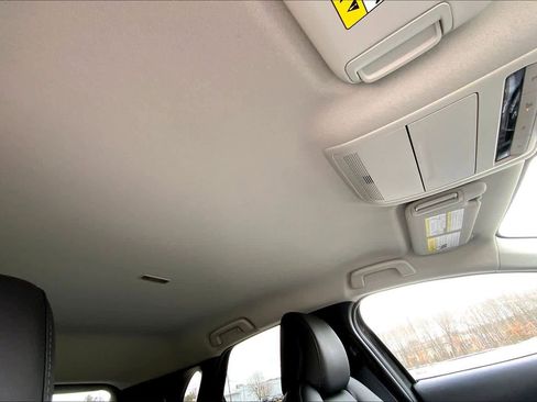 Certified 2023 MAZDA CX-30 AWD 2.5 S w/ Preferred Package image 13