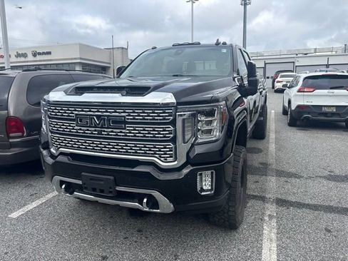 Used 2020 GMC Sierra 2500 Denali w/ Denali Ultimate Package AWD/4WD image 3