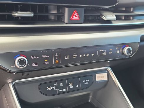 New 2027 Kia Carnival SX FWD image 27