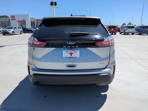 Used 2024 Ford Edge SE AWD/4WD image 6