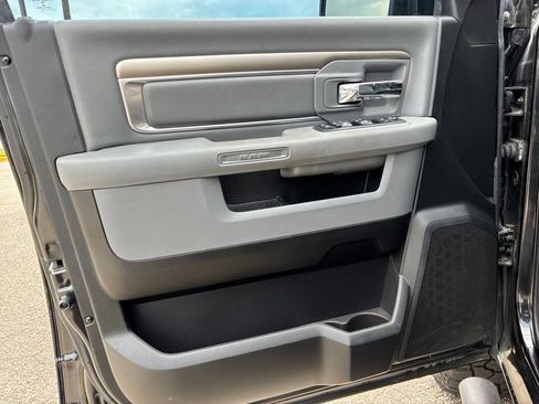 Used 2018 RAM 1500 Big Horn AWD/4WD image 12