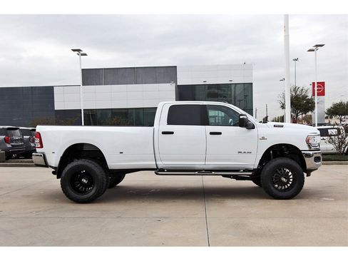 Used 2024 RAM 3500 Big Horn image 7