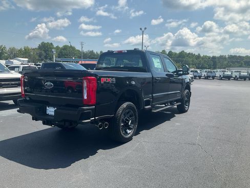 New 2026 Ford F250 XL w/ STX Appearance Package AWD/4WD image 5