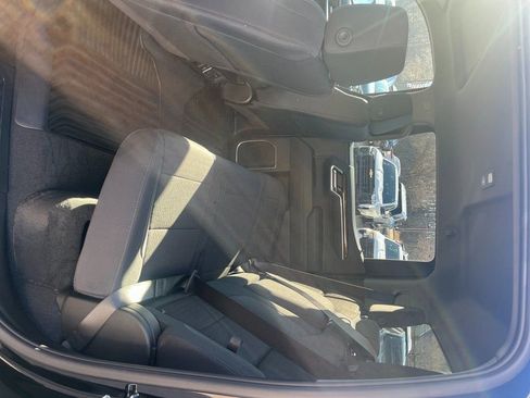 New 2025 GMC Sierra 1500 Elevation image 19