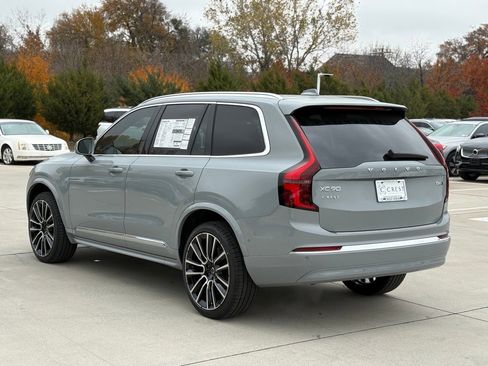 New 2026 Volvo XC90 B6 Plus image 6