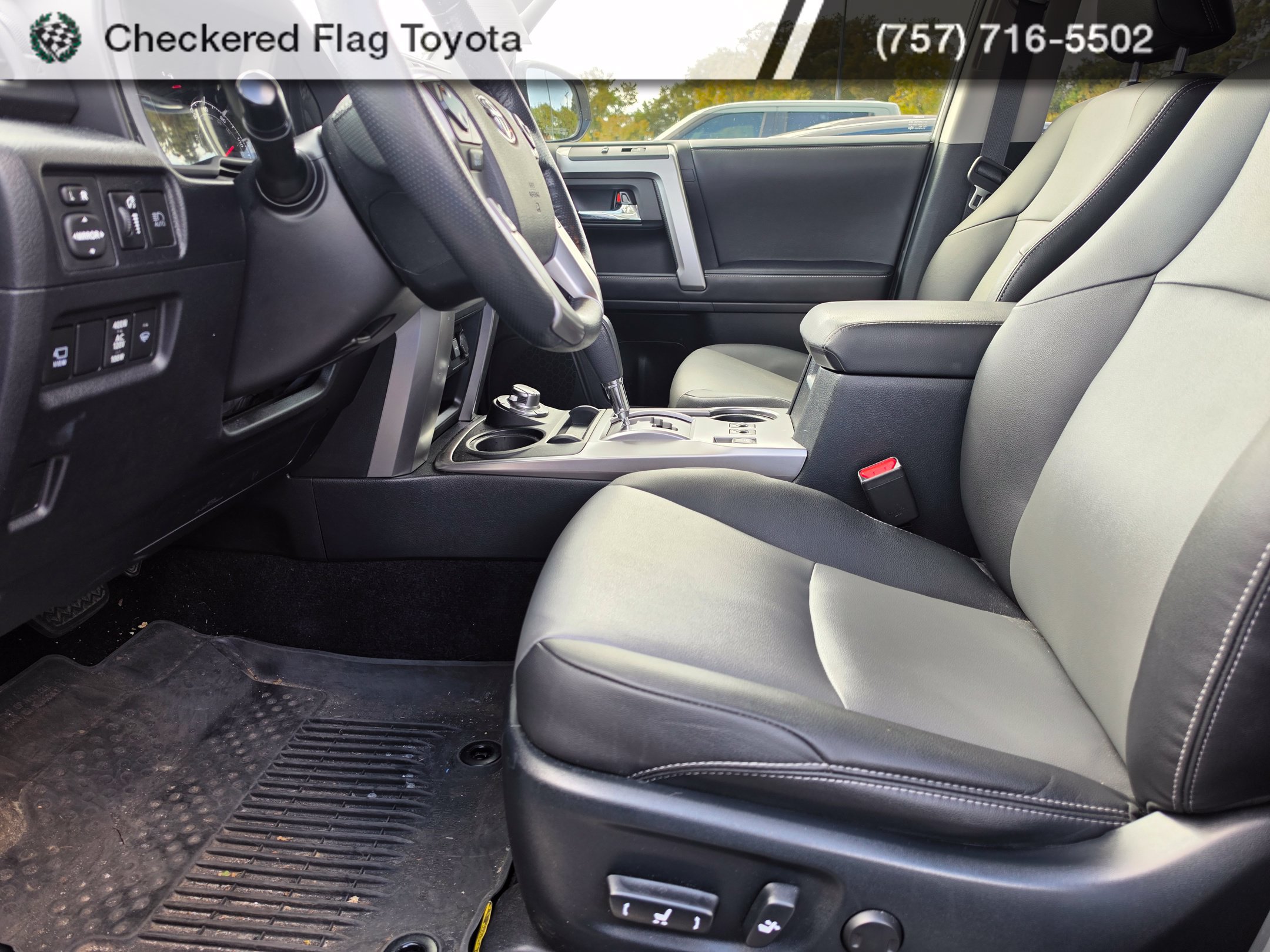Used 2024 Toyota 4Runner SR5 Premium w/ Moonroof Package AWD/4WD image 9