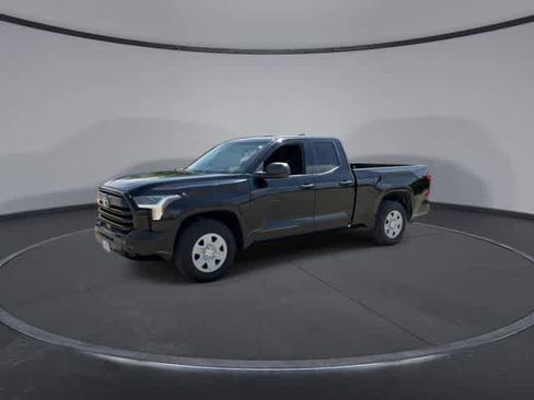 Used 2022 Toyota Tundra SR w/ SR Tow Package RWD image 4