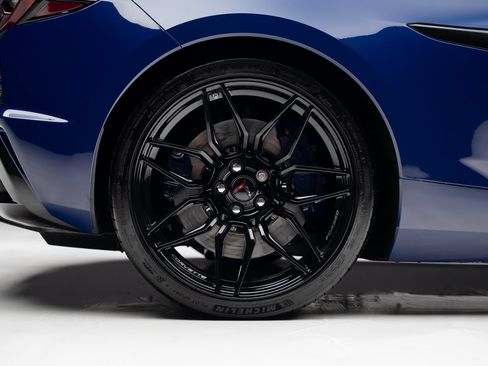 Used 2025 Chevrolet Corvette Z06 w/ Stealth Interior Trim Package RWD image 44