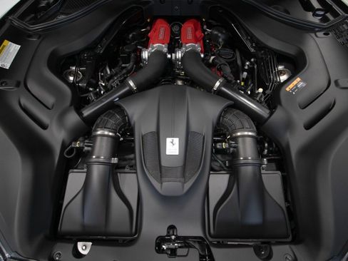 Used 2020 Ferrari Portofino image 61