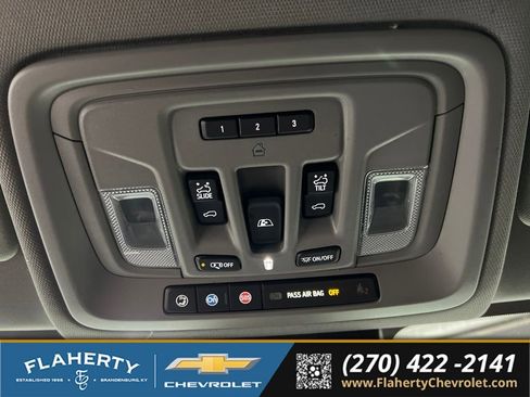 Used 2024 Chevrolet Silverado 1500 LT Trail Boss w/ LT Trail Boss Premium Package AWD/4WD image 35