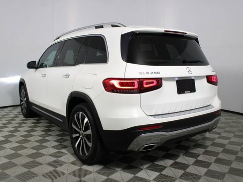 Used 2021 Mercedes-Benz GLB 250 4MATIC image 38