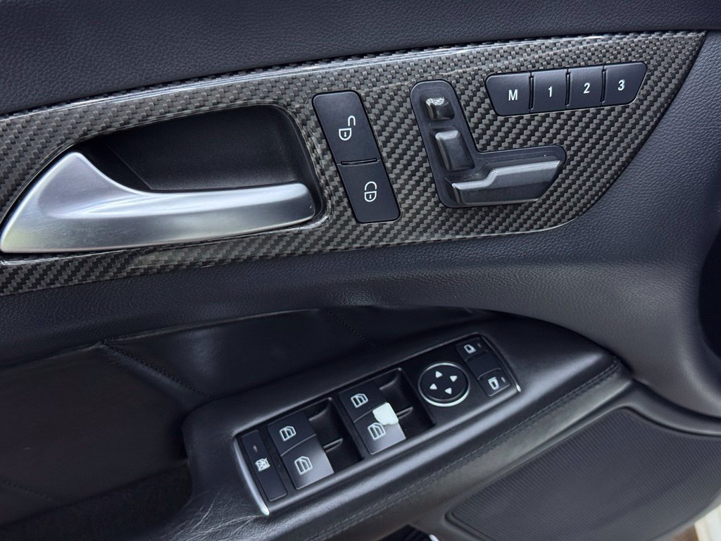 Used 2012 Mercedes-Benz CLS 63 AMG image 9