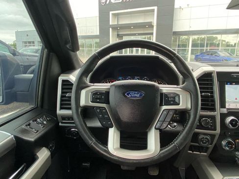 Used 2017 Ford F150 Lariat w/ Equipment Group 502A Luxury AWD/4WD image 32