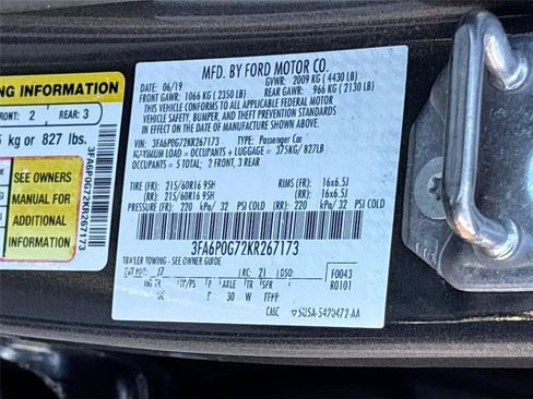 Used 2019 Ford Fusion S FWD image 28