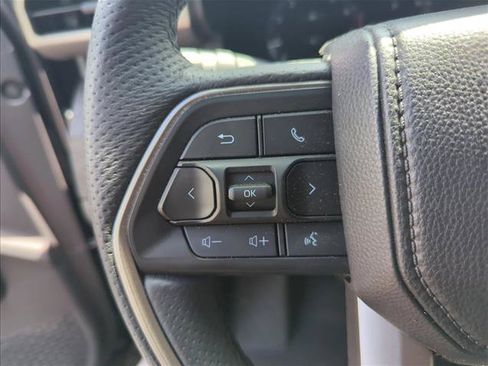Certified 2025 Toyota Tacoma Limited AWD/4WD image 14