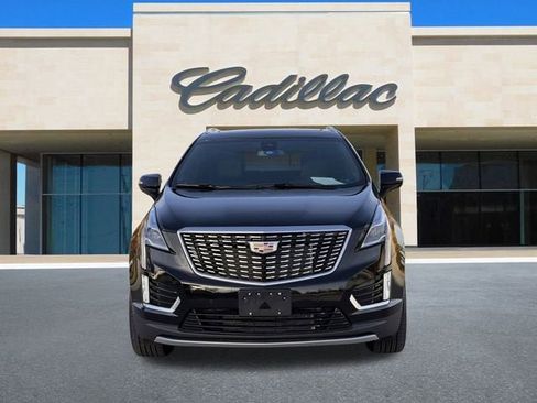 Certified 2024 Cadillac XT5 Premium Luxury w/ LPO, Floor Liner Package image 9