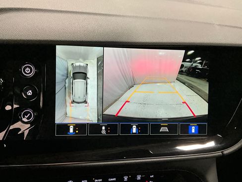 Used 2023 Buick Envision Avenir AWD/4WD image 22