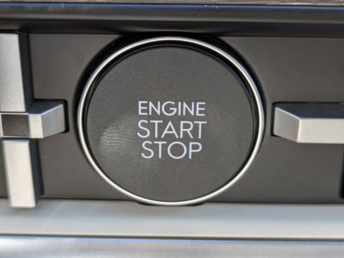 Certified 2025 Hyundai Santa Fe Calligraphy FWD image 25