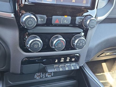 New 2026 RAM 1500 Express image 35