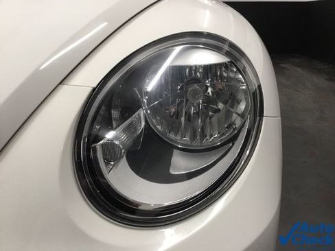 Used 2013 Volkswagen Beetle 2.0T image 26