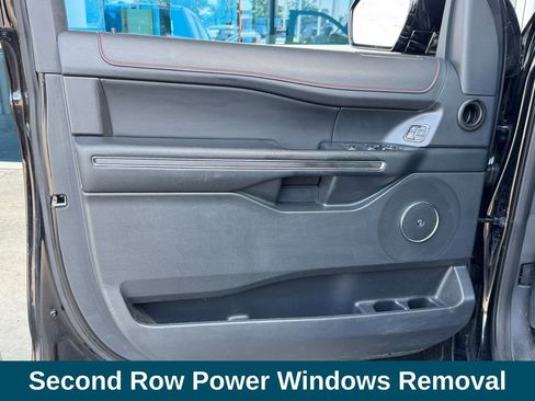 Used 2023 Ford Expedition Limited AWD/4WD image 15
