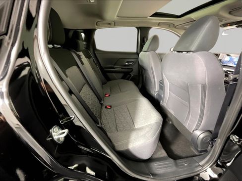Used 2026 Nissan Kicks SV w/ SV Premium Package FWD image 24