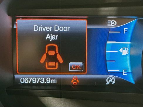 Used 2020 Ford Edge Titanium w/ Equipment Group 301A AWD/4WD image 27