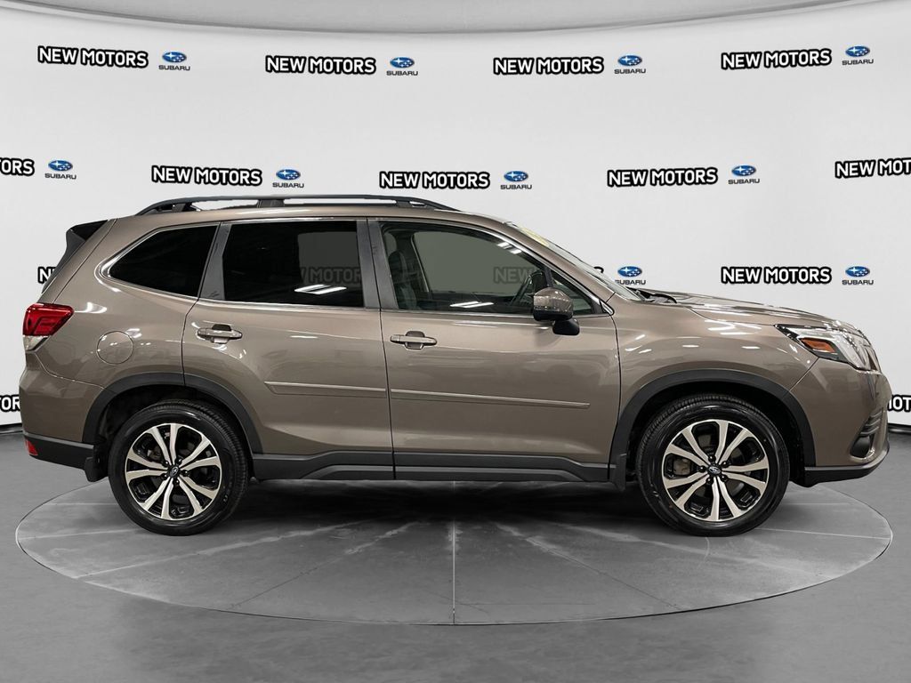 Used 2024 Subaru Forester Limited AWD/4WD image 6