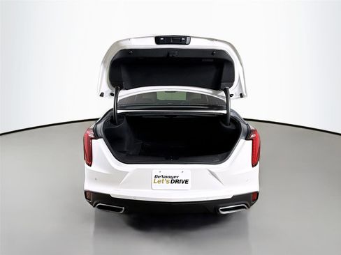 Used 2023 Cadillac CT4 Luxury w/ Sun And Sound Package image 28