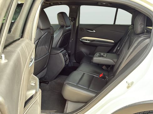Used 2020 Cadillac XT4 Premium Luxury w/ Driver Awareness Package AWD/4WD image 16