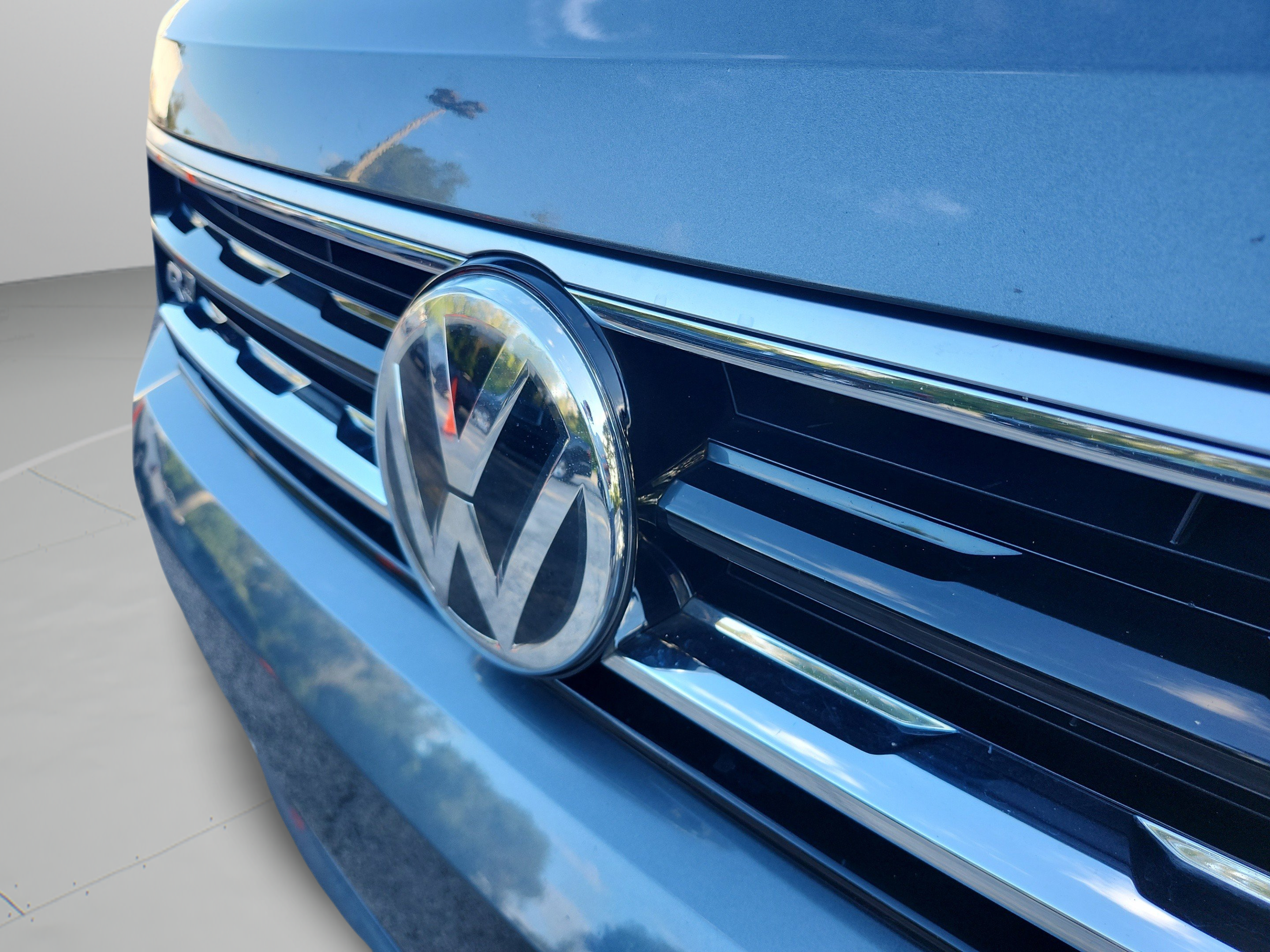 Used 2019 Volkswagen Tiguan S AWD/4WD image 36
