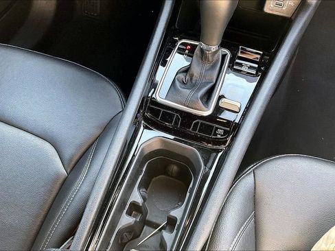 Used 2025 Jeep Compass Limited AWD/4WD image 18