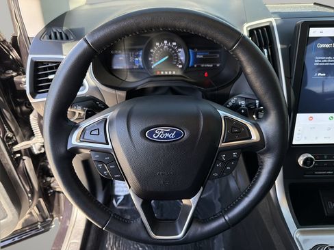 Used 2023 Ford Edge SEL w/ Convenience Package AWD/4WD image 28