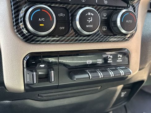 Used 2020 RAM 2500 Laramie AWD/4WD image 18