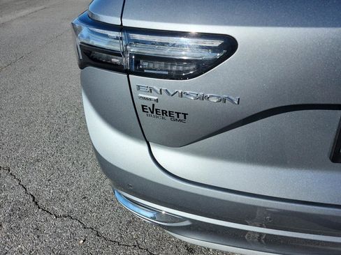 Certified 2023 Buick Envision Avenir image 4