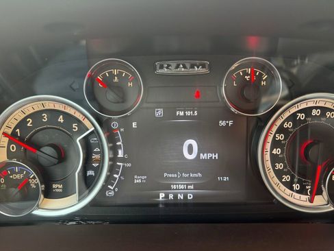 Used 2018 RAM 3500 Laramie AWD/4WD image 13