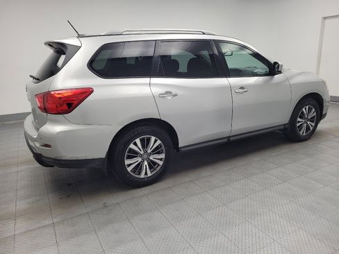 Used 2017 Nissan Pathfinder SV w/ Cargo Package image 10