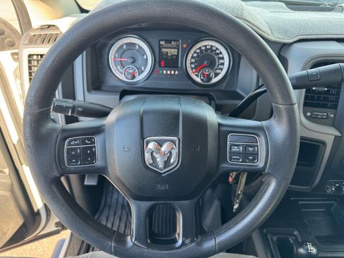 Used 2018 RAM 2500 Tradesman w/ Chrome Appearance Group image 20