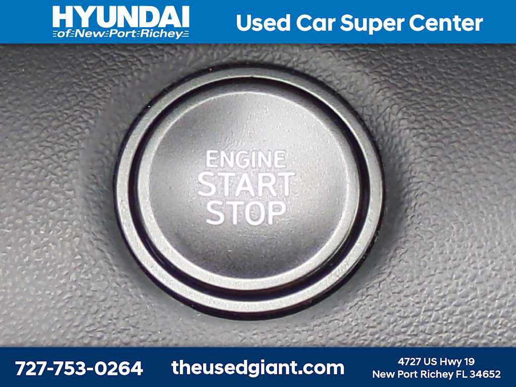 Used 2025 Hyundai Elantra Sport FWD image 28