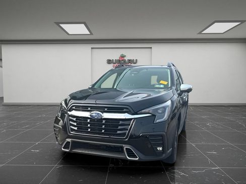 Used 2023 Subaru Ascent Touring AWD/4WD image 4