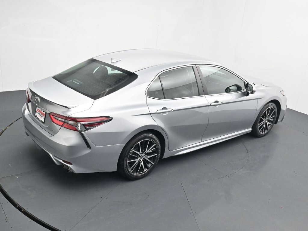 Used 2024 Toyota Camry SE FWD image 31