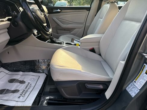 Used 2019 Volkswagen Jetta SEL FWD image 11