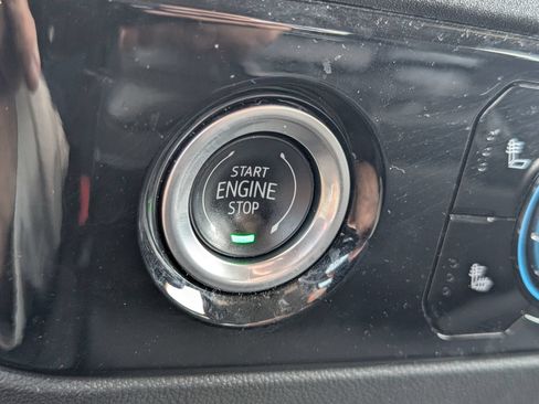 Used 2024 GMC Sierra 1500 SLE RWD image 17