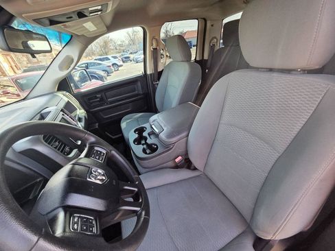 Used 2015 RAM 1500 Express image 12
