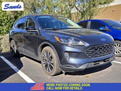 Used 2022 Ford Escape SE w/ SE Sport Appearance Package