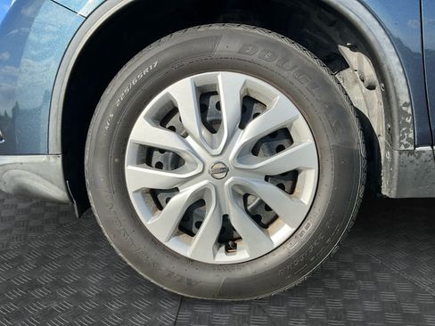 Used 2016 Nissan Rogue S AWD/4WD image 9