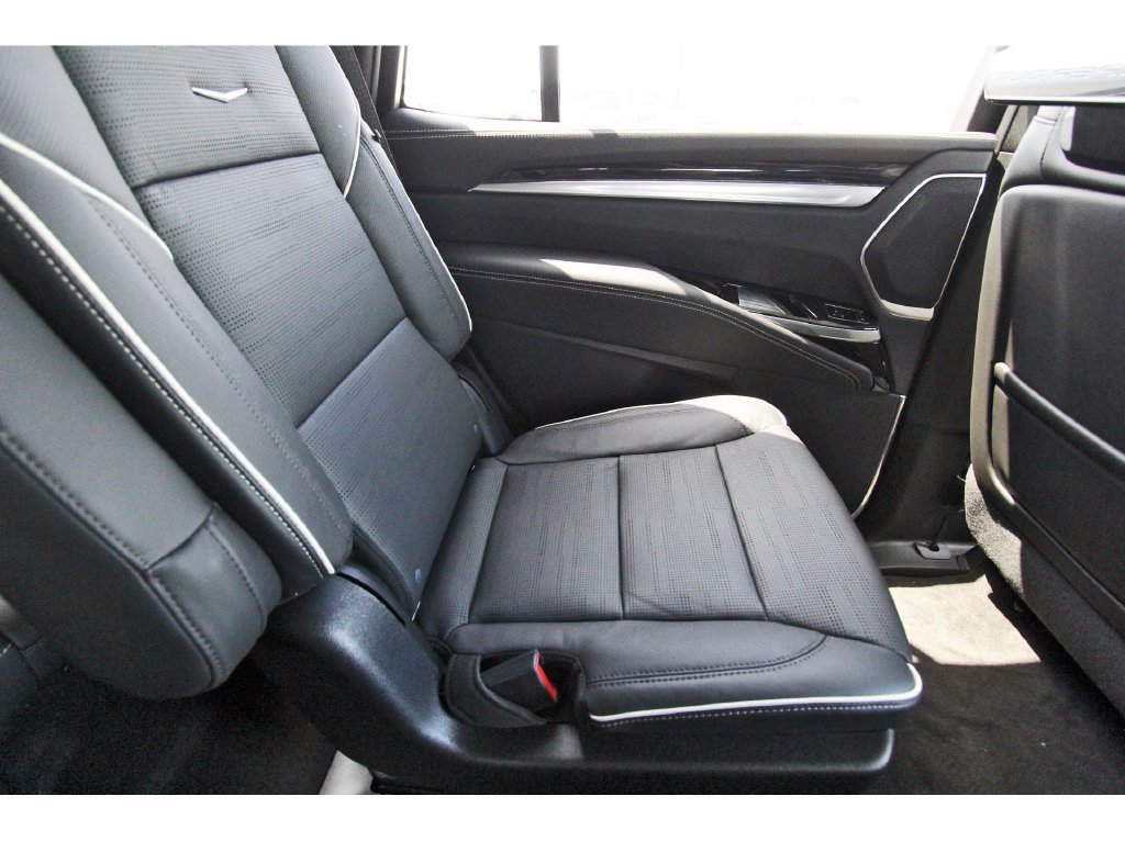 New 2027 Cadillac Escalade Sport w/ Touring Package AWD/4WD image 11