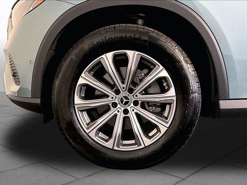 Used 2026 Mercedes-Benz GLC 300 4MATIC image 11