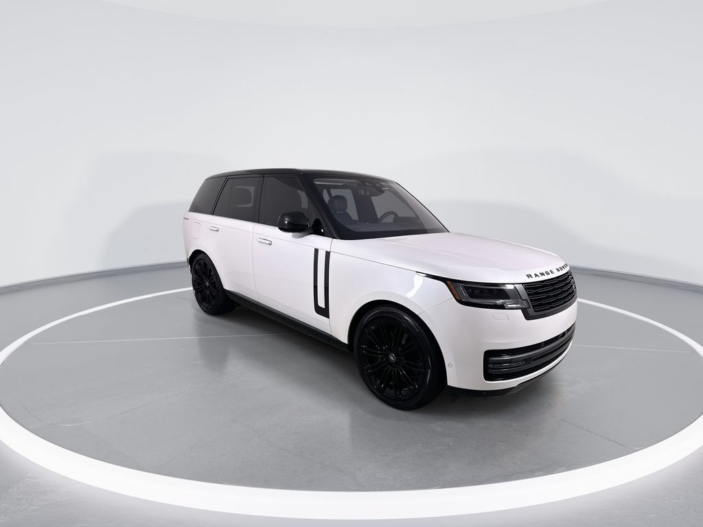 Used 2023 Land Rover Range Rover SE AWD/4WD image 2