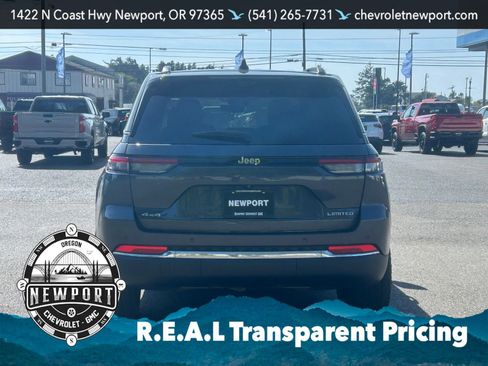 Used 2023 Jeep Grand Cherokee Limited w/ Luxury Tech Group II AWD/4WD image 6